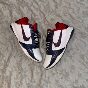 Nike Kobe 5 V “USA” 2010 Release size 10.5 USED